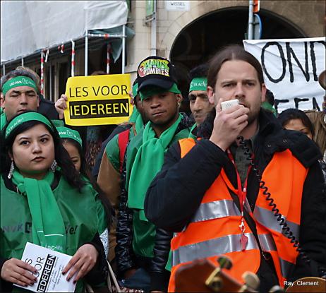 Acties tegen uitsluiting mensen zonder papieren uit het volwassenenonderwijs