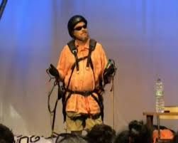 20/3 à Frasnes : conférence gesticulée de Franck Lepage