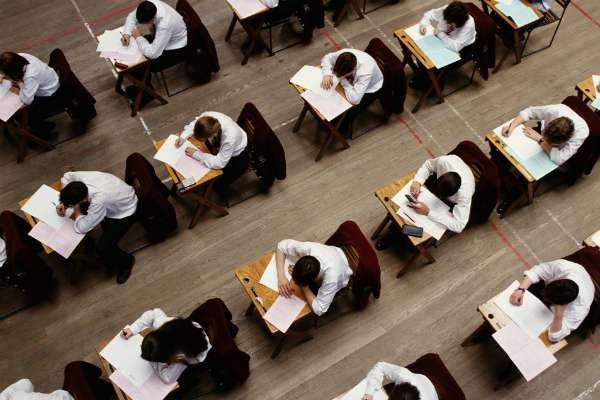 Coup de gueule sur les examens de Noël