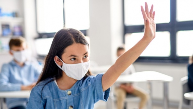 ‘Bescherm leerlingen en leerkrachten tegen corona: drie suggesties om een “onderwijsgolf” te vermijden