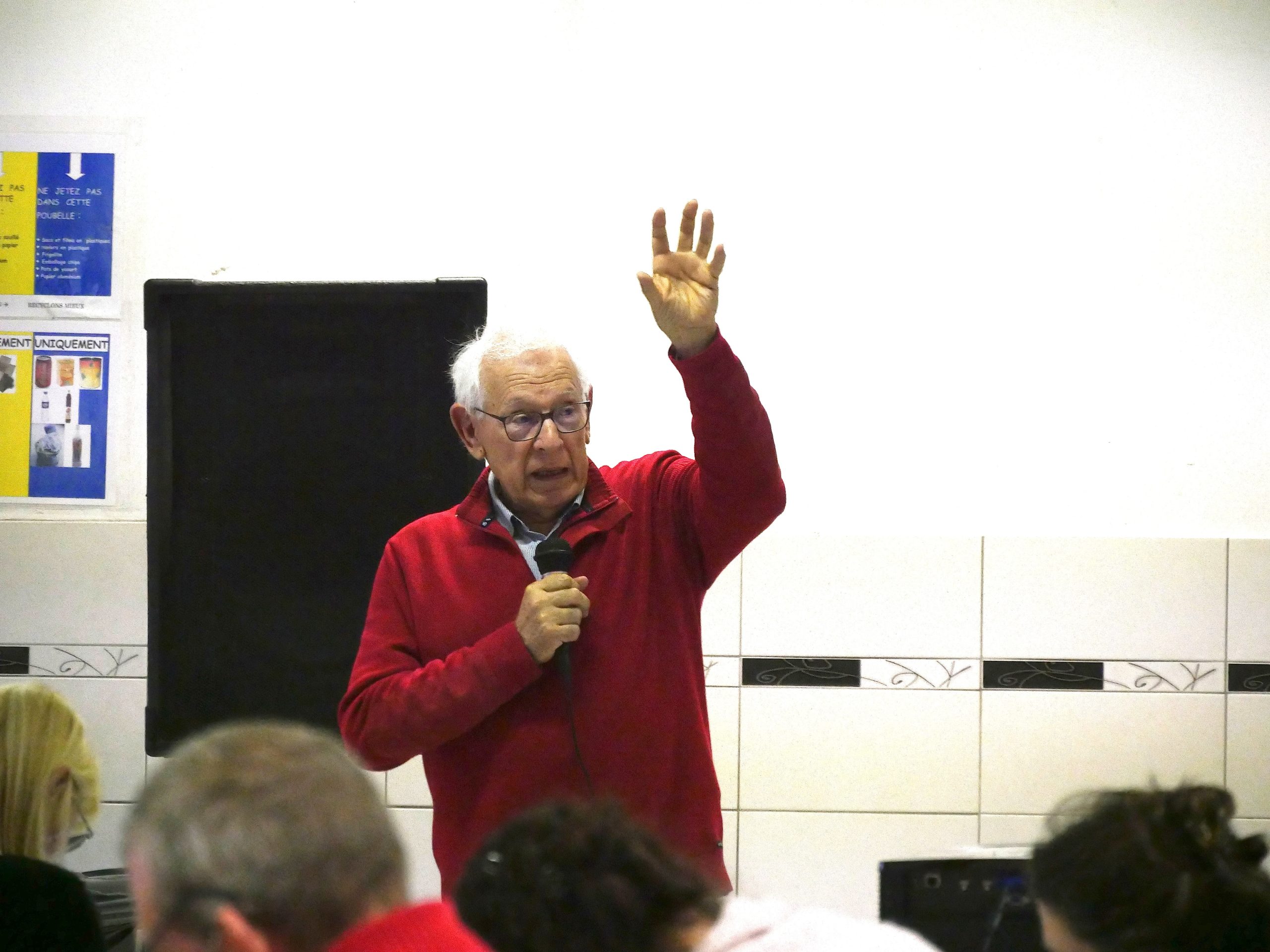 Philippe Meirieu en Jan Masschelein tijdens de “zes uren voor de democratische school”