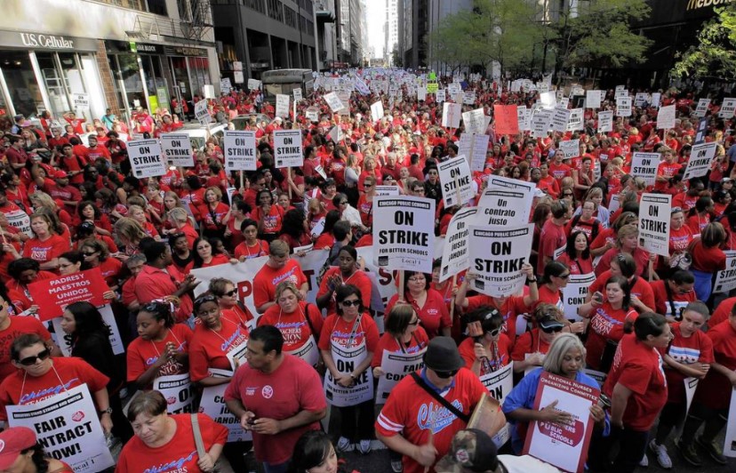 Comment les enseignants américains s’organisent et font grève pour le bien commun