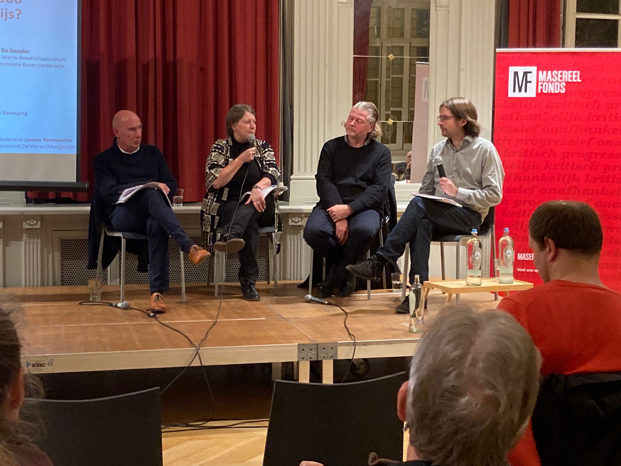 Uitdagingen voor het onderwijs in Brussel. (Verslag debat)