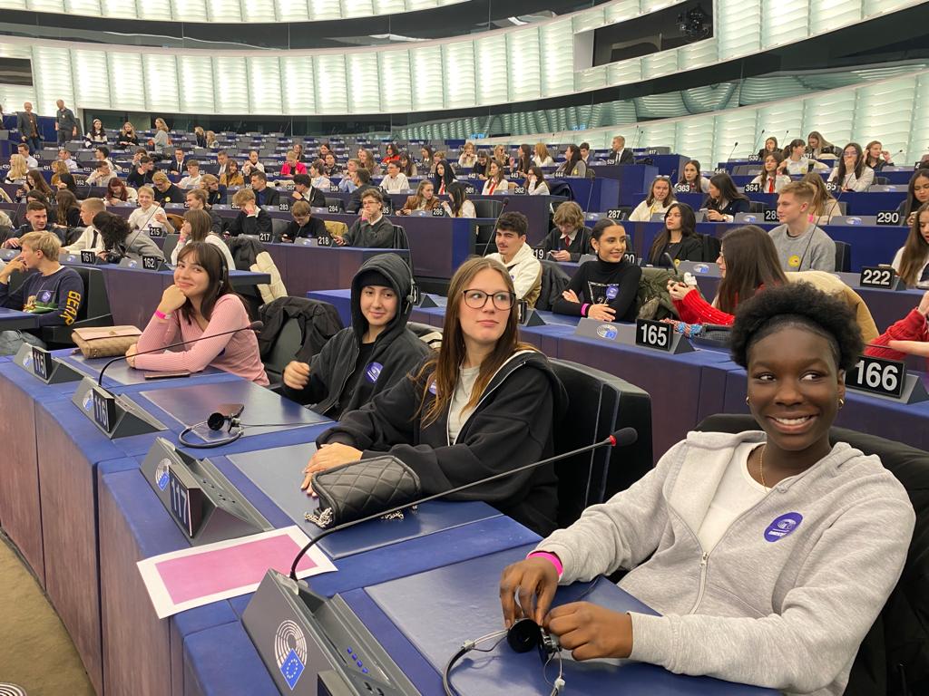 Internationalisering in het leerplichtonderwijs als hefboom voor sociale en culturele mobiliteit.